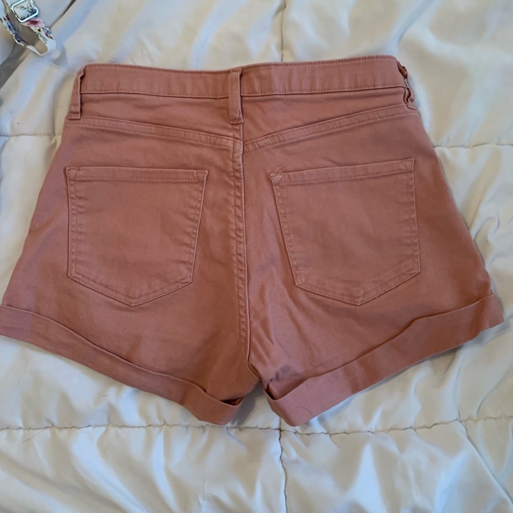 F21 pink shorts